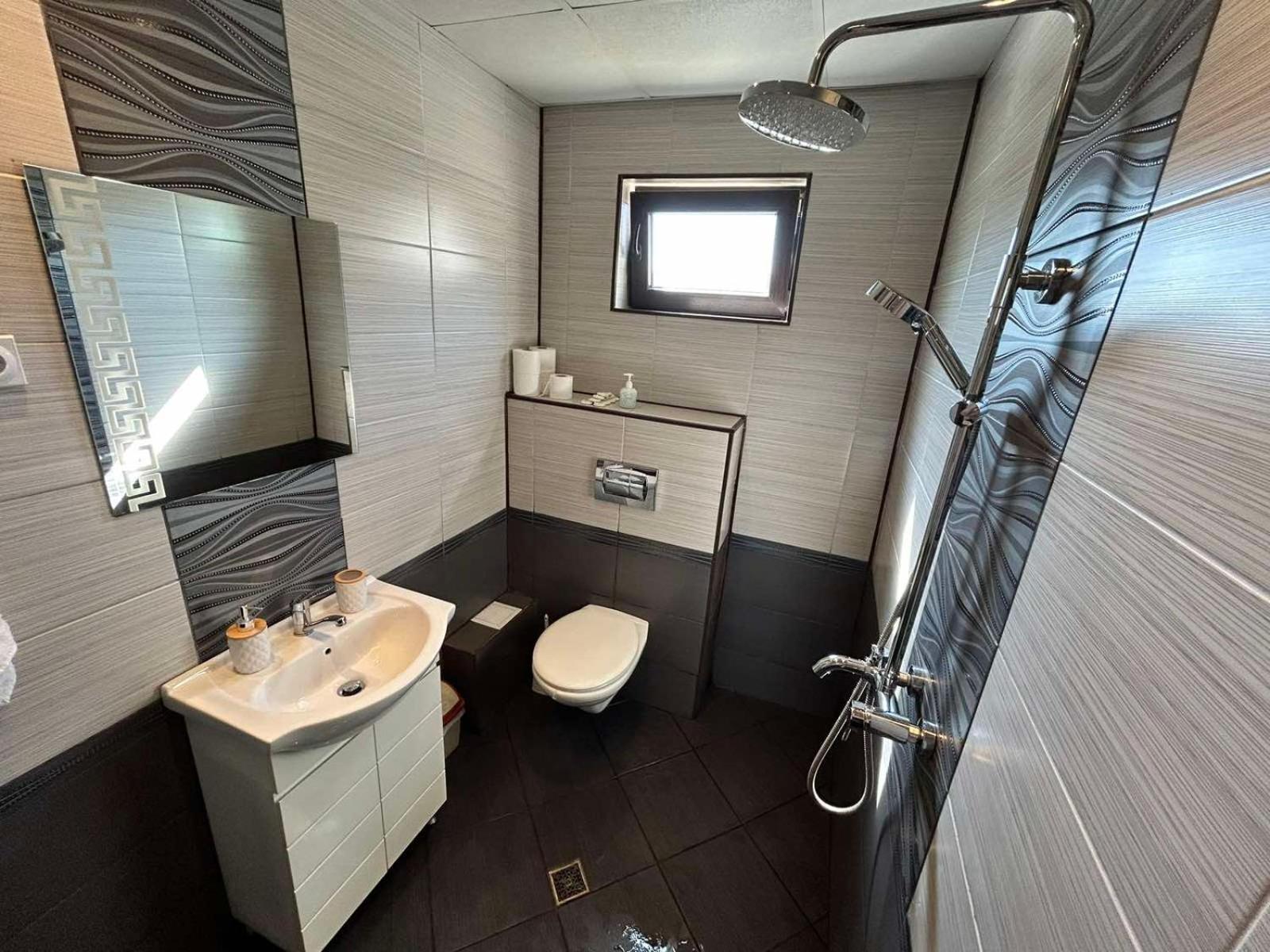 Apart House Ana Апартамент За Гости Ана Vratsa 外观 照片